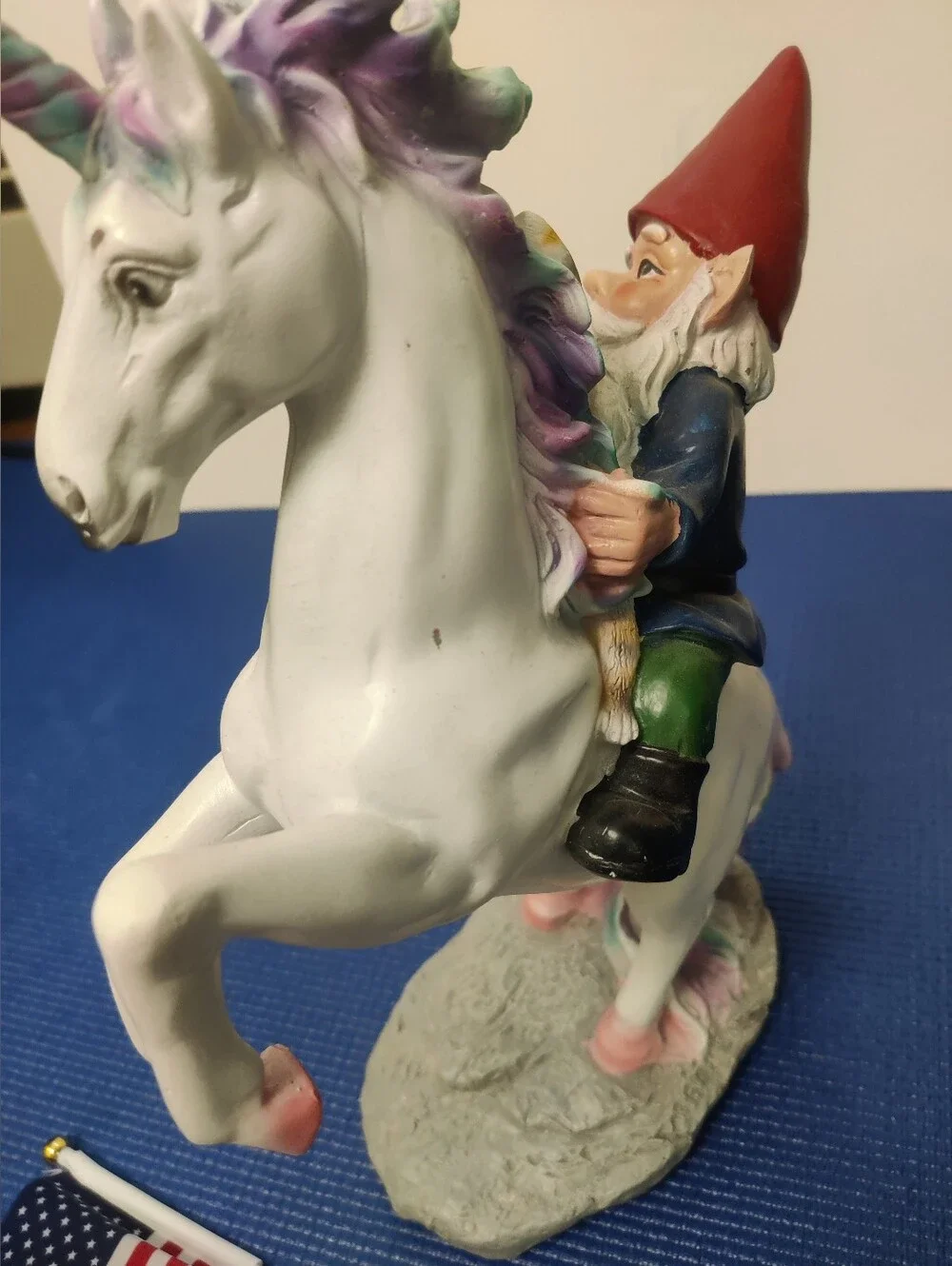 Patriotic Gnome on White Unicorn Figurine - Novelty Party Decor